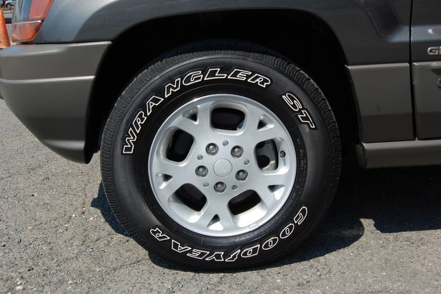 2002 Jeep Grand Cherokee Sport | Charlotte, North Carolina | ADVENTURE VANS 2002 Jeep Grand Cherokee Sport | Charlotte, North Carolina | ADVENTURE VANS