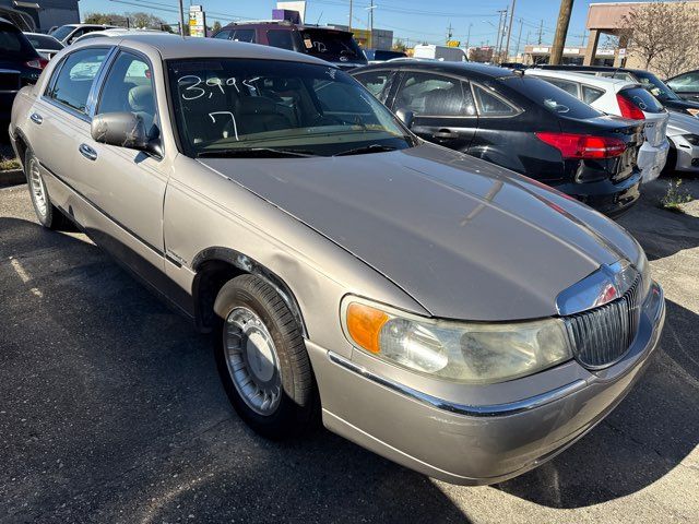 2002 Lincoln Town Car Executive | Kenner, LA | Auto Nation LLC in Kenner, LA 70062