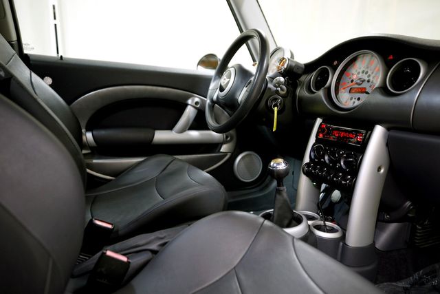 2002 Mini Cooper S | Burbank, California | MDK International 2002 Mini Cooper S | Burbank, California | MDK International