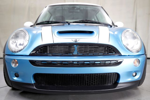 2002 Mini Cooper S | Burbank, California | MDK International 2002 Mini Cooper S | Burbank, California | MDK International
