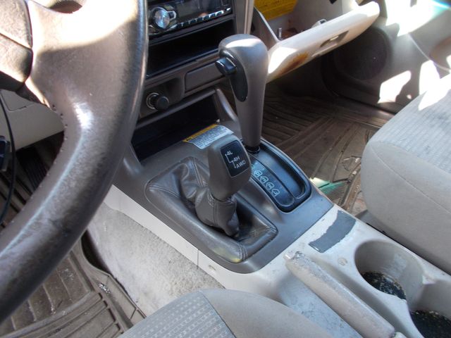 2002 Mitsubishi Montero Sport XLS