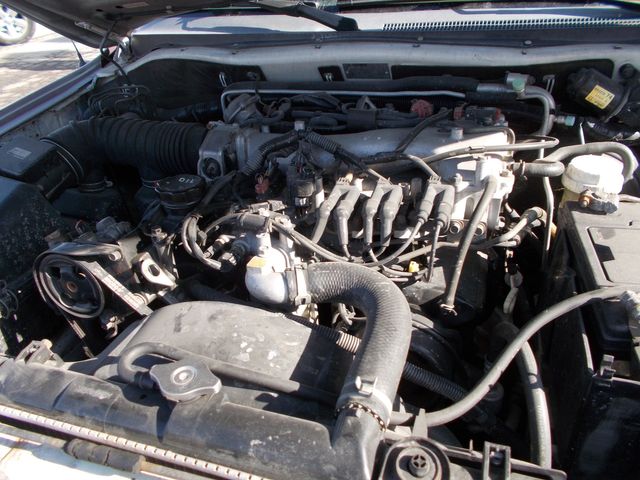 2002 Mitsubishi Montero Sport XLS