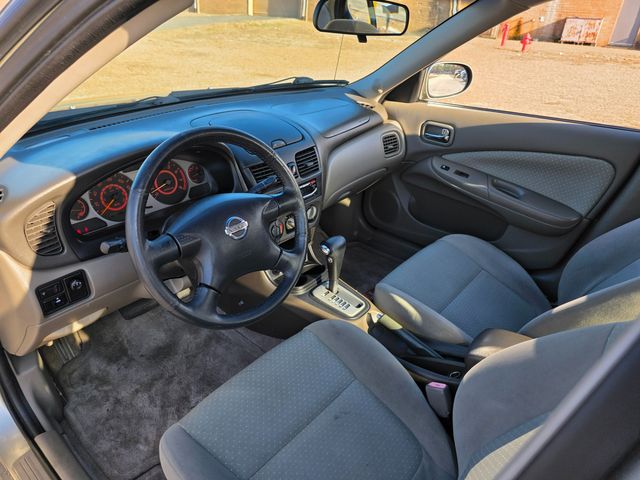 2002 Nissan Sentra SE-R 2002 Nissan Sentra SE-R