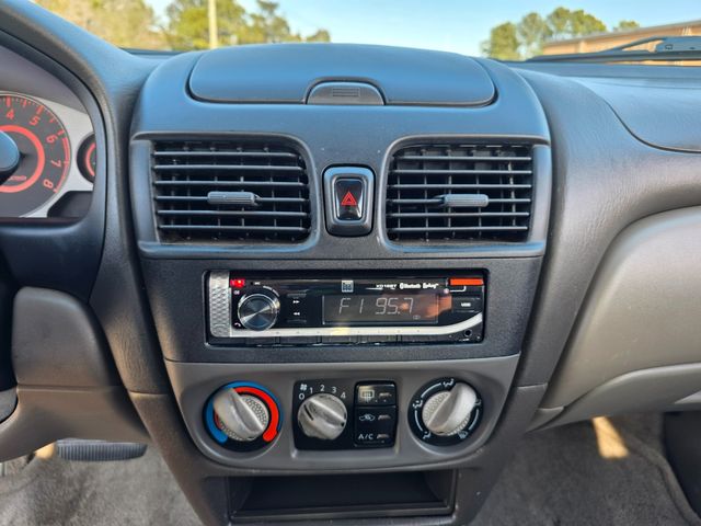 2002 Nissan Sentra SE-R 2002 Nissan Sentra SE-R