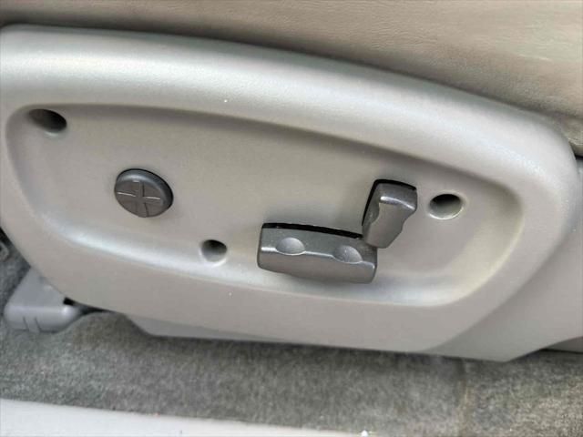 2002 Oldsmobile Bravada Base