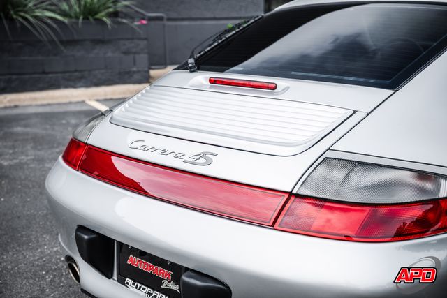 2002 Porsche 911 Carrera 4S