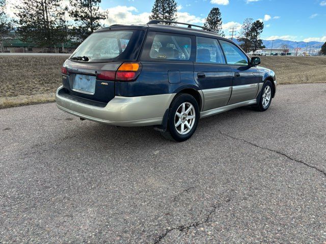 2002 Subaru Outback Base