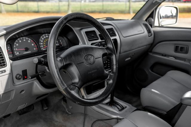 2002 Toyota 4Runner SR5