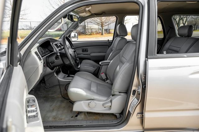 2002 Toyota 4Runner SR5 2002 Toyota 4Runner SR5