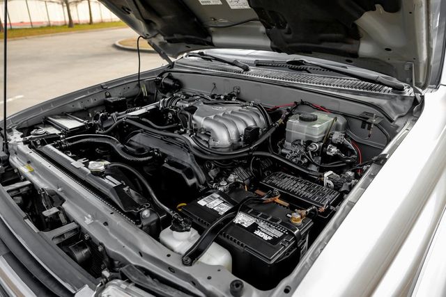 2002 Toyota 4Runner SR5