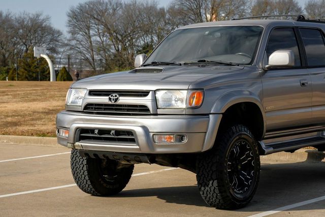 2002 Toyota 4Runner SR5