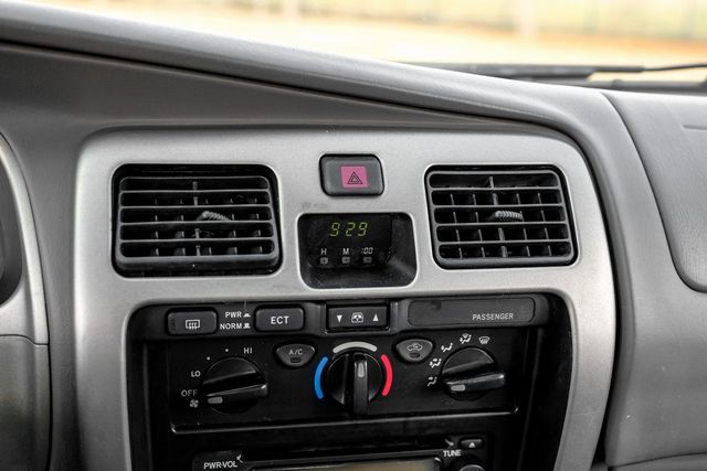 2002 Toyota 4Runner SR5