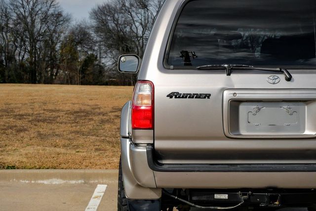2002 Toyota 4Runner SR5