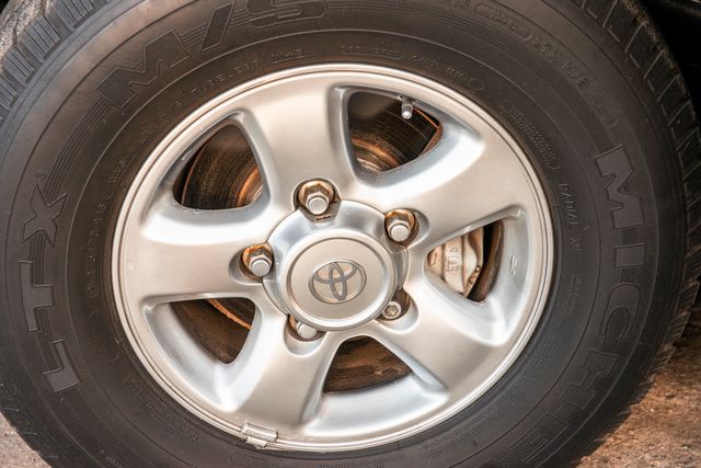 2002 Toyota Land Cruiser Base | Van Nuys, CA | Stellar Auto INC. 2002 Toyota Land Cruiser Base | Van Nuys, CA | Stellar Auto INC.