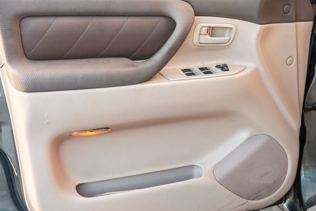 2002 Toyota Land Cruiser Base | Van Nuys, CA | Stellar Auto INC.