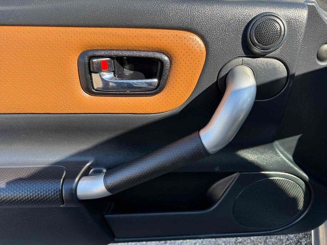 2002 Toyota MR2 Spyder Base