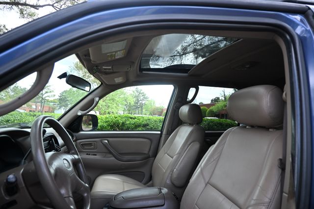 2002 Toyota Sequoia SR5