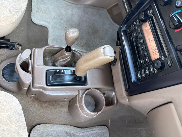 2002 Toyota Tacoma Base