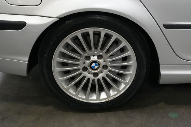 2003 BMW 3 Series 330i Sport 