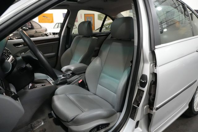 2003 BMW 3 Series 330i Sport 