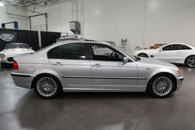 2003 BMW 3 Series 330i Sport 