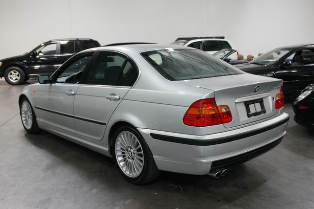 2003 BMW 3 Series 330i Sport 