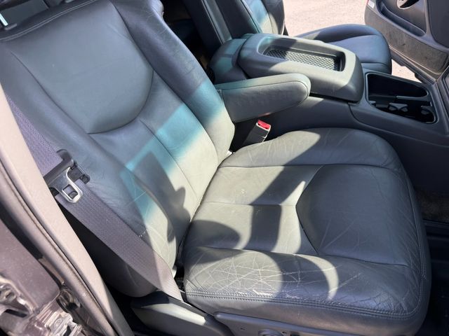 2003 Chevrolet Avalanche 1500 | Nashville, TN | Auto Mart Used Cars Inc. 2003 Chevrolet Avalanche 1500 | Nashville, TN | Auto Mart Used Cars Inc.