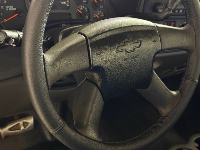 2003 Chevrolet Silverado 1500 LS 2dr Standard Cab Rwd SB | Houston, TX | Houston Auto Credit 2003 Chevrolet Silverado 1500 LS 2dr Standard Cab Rwd SB | Houston, TX | Houston Auto Credit