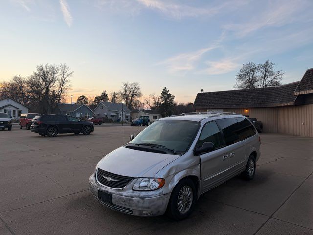 2003 Chrysler Town and Country Limited | Dickinson, ND | Heiser Motors 2003 Chrysler Town and Country Limited | Dickinson, ND | Heiser Motors