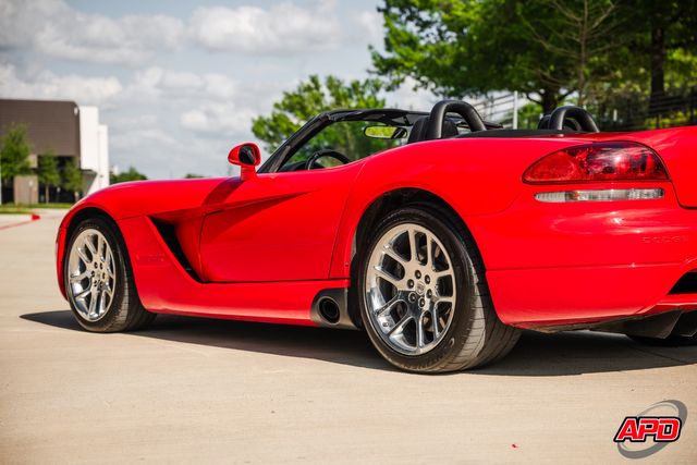 2003 Dodge Viper SRT-10