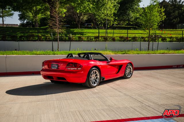 2003 Dodge Viper SRT-10