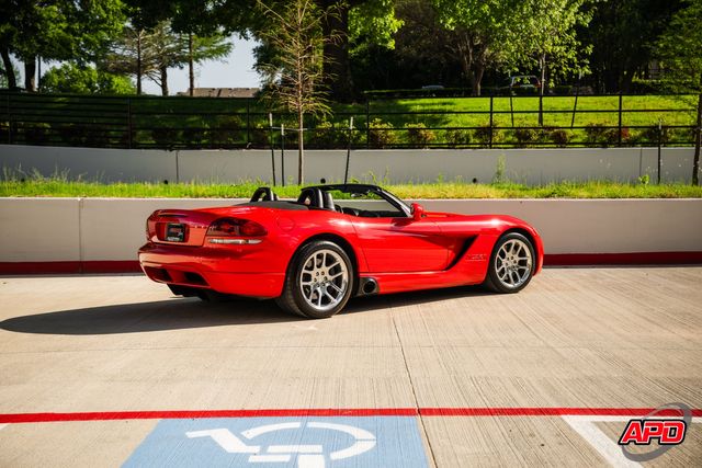 2003 Dodge Viper SRT-10