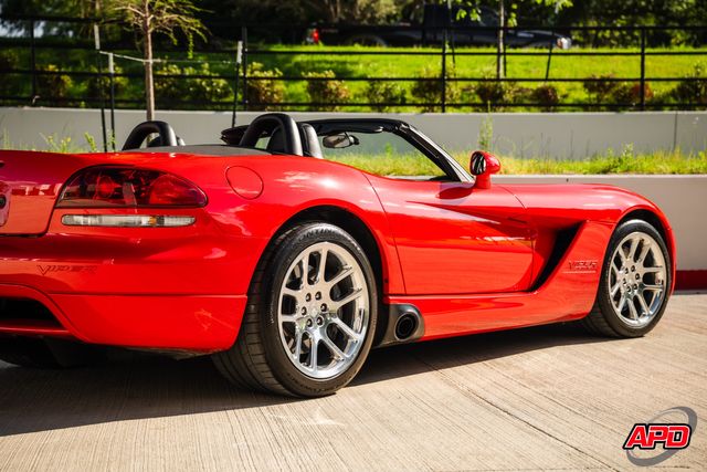 2003 Dodge Viper SRT-10 2003 Dodge Viper SRT-10