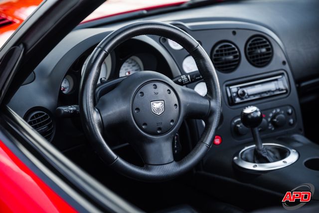 2003 Dodge Viper SRT-10