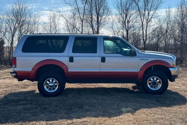 2003 Ford Excursion XLT | Roscoe, IL | Autoland Outlets