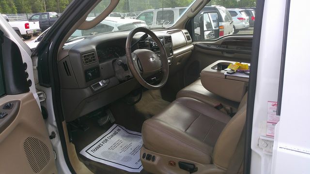2003 Ford F-250 Super Duty Lariat | Conroe, TX | GNC Motors 2003 Ford F-250 Super Duty Lariat | Conroe, TX | GNC Motors