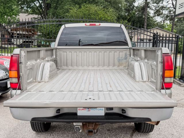 2003 GMC Sierra 2500HD Work Truck