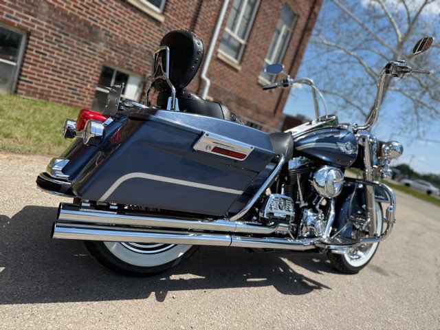 2003 Harley-Davidson Road King Base