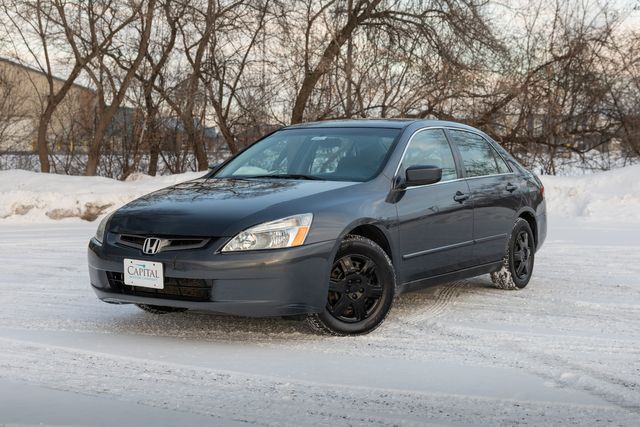 2003 Honda Accord LX w/ 33 MPG, Cruise Control, Bluetooth Radio 2003 Honda Accord LX w/ 33 MPG, Cruise Control, Bluetooth Radio