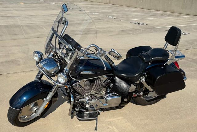 2007 Honda VTX1300R | Dania Beach, Florida | Top Gear Inc. 2007 Honda VTX1300R | Dania Beach, Florida | Top Gear Inc.