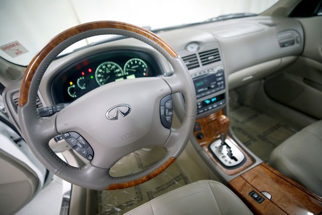 2003 Infiniti I35 | Burbank, California | MDK International 2003 Infiniti I35 | Burbank, California | MDK International