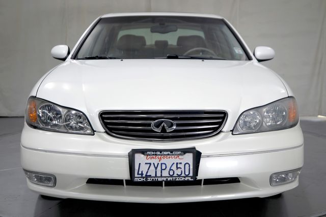 2003 Infiniti I35 | Burbank, California | MDK International 2003 Infiniti I35 | Burbank, California | MDK International