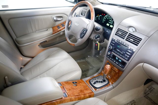 2003 Infiniti I35 | Burbank, California | MDK International 2003 Infiniti I35 | Burbank, California | MDK International