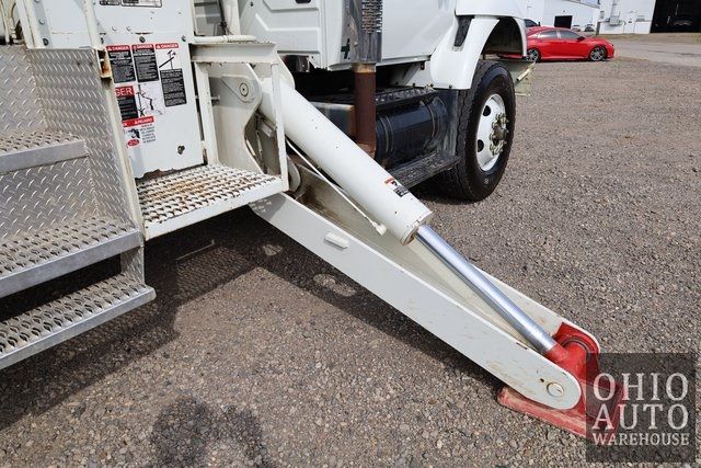 2003 International 7400 DT530 105FT Boom Lift Crane | Canton, Ohio | Ohio Auto Warehouse LLC 2003 International 7400 DT530 105FT Boom Lift Crane | Canton, Ohio | Ohio Auto Warehouse LLC