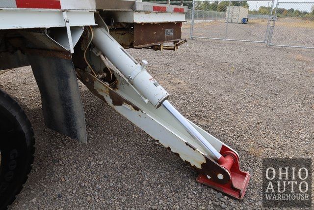 2003 International 7400 DT530 105FT Boom Lift Crane | Canton, Ohio | Ohio Auto Warehouse LLC 2003 International 7400 DT530 105FT Boom Lift Crane | Canton, Ohio | Ohio Auto Warehouse LLC