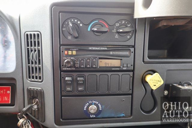 2003 International 7400 DT530 105FT Boom Lift Crane | Canton, Ohio | Ohio Auto Warehouse LLC 2003 International 7400 DT530 105FT Boom Lift Crane | Canton, Ohio | Ohio Auto Warehouse LLC