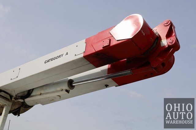 2003 International 7400 DT530 105FT Boom Lift Crane | Canton, Ohio | Ohio Auto Warehouse LLC 2003 International 7400 DT530 105FT Boom Lift Crane | Canton, Ohio | Ohio Auto Warehouse LLC