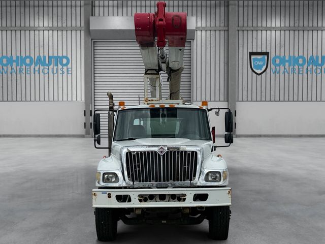 2003 International 7400 DT530 105FT Boom Lift Crane | Canton, Ohio | Ohio Auto Warehouse LLC 2003 International 7400 DT530 105FT Boom Lift Crane | Canton, Ohio | Ohio Auto Warehouse LLC