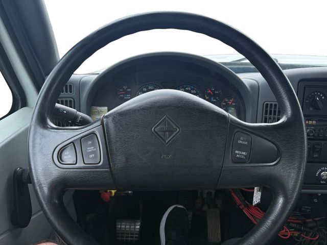 2003 International 7400 DT530 105FT Boom Lift Crane | Canton, Ohio | Ohio Auto Warehouse LLC 2003 International 7400 DT530 105FT Boom Lift Crane | Canton, Ohio | Ohio Auto Warehouse LLC