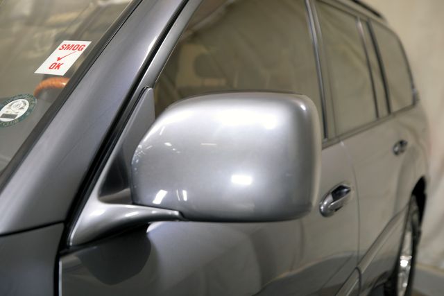 2003 Lexus LX 470 | Burbank, California | MDK International 2003 Lexus LX 470 | Burbank, California | MDK International